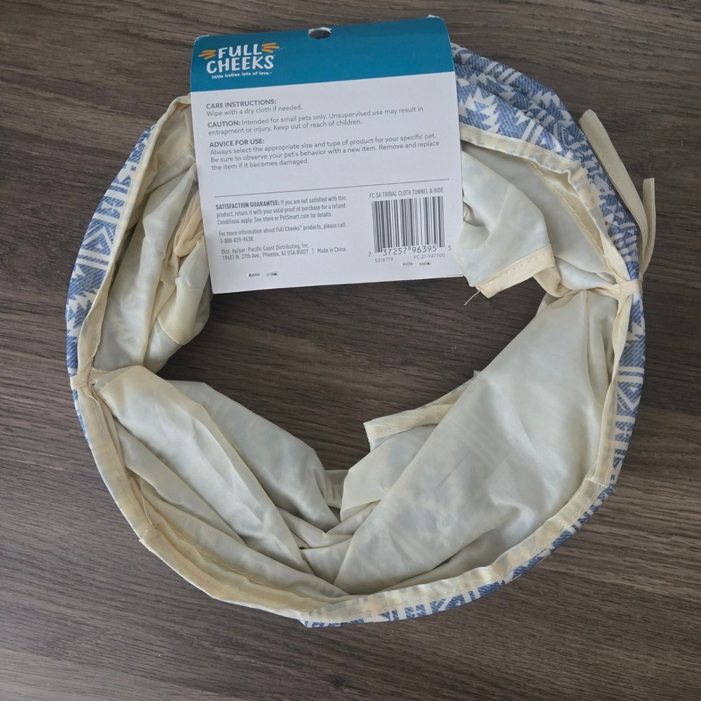 Full Cheeks Crinkle Hide Tunnel Small Pet Guinea Pig Rabbit Ferret Rat Playtime - Picture 3 of 4